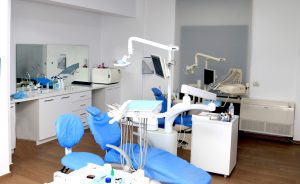 Modern dental treatment room at Saranda Dental Center